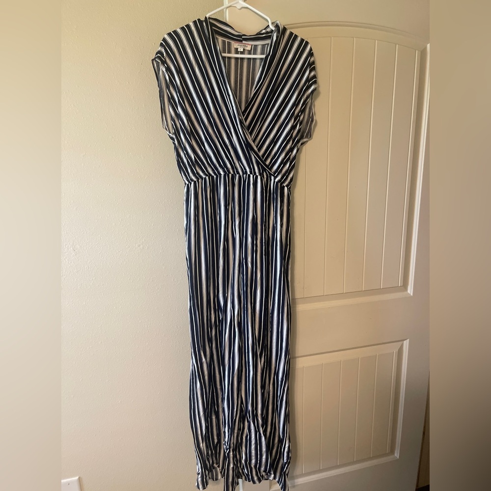 ANDREE BY UNIT Navy and White Striped jumper
